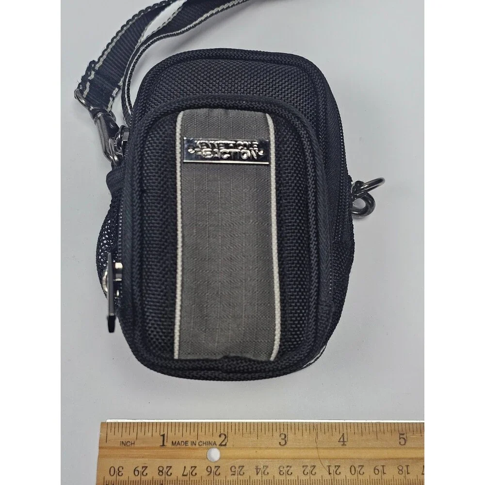 Kenneth Cole Reaction Camera Bag Travel Case w/ Shoulder Strap Black
